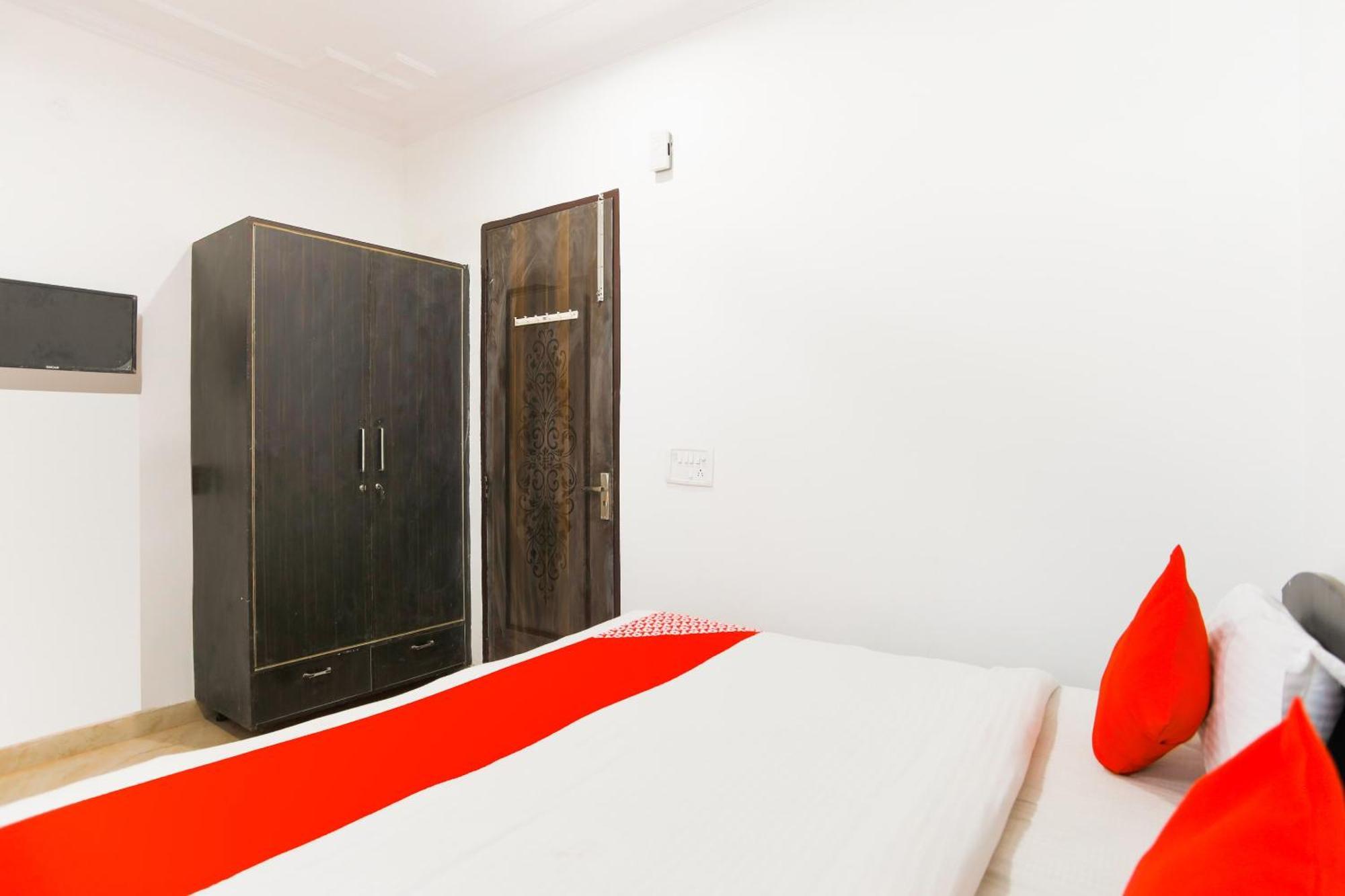 Hotel O Welcome Residency 구르가온 외부 사진